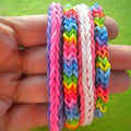 Kit de Gomitas Flor para Pulseras Infantil | Set Creativo para Armar Accesorios - imagen 9